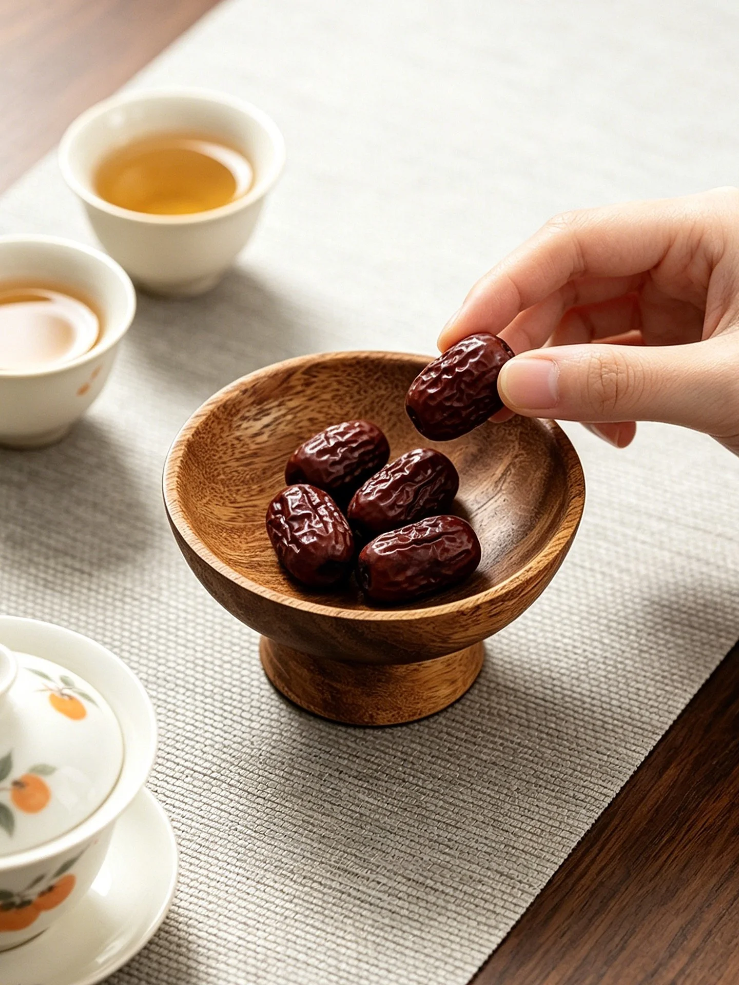 Chinese Style Walnut Wood Tea Snack Plate  Wood High Leg Small Fruit  Fruit Plate Home Sweetened Table Pastry P...