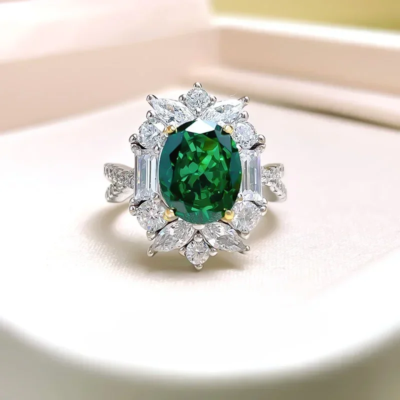 Desire XIUSHU High Definite 4 Carat Daily Emerald Ring with  Carbon Diamond Design, Niche 925 Sterling Silver, Colorless