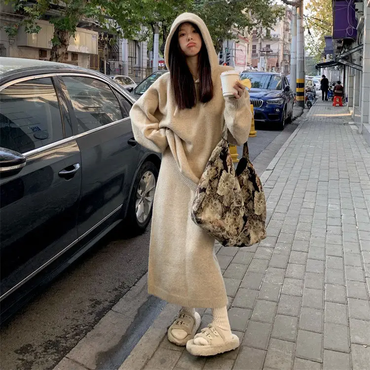 Korean V-Neck Two Piece Set Skirt Sweater Casual Women Knitted Pullover Sweater High Waist Skirt Fashion Winter New Clothing