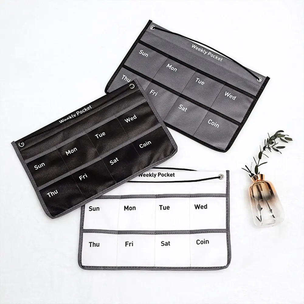 Nonwoven Fabric Monthly Money-saving Calendar with Banknote Slots with Calendar Wall Storage Bag Wall Hanging