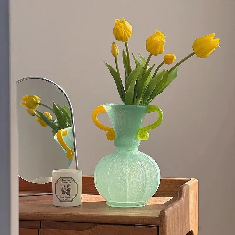 

Ваза во французском стиле ретро, роскошная стеклянная ваза ручной работы с высоким чувством искусства, украшение для гостиной, высокий уровень внешнего вида