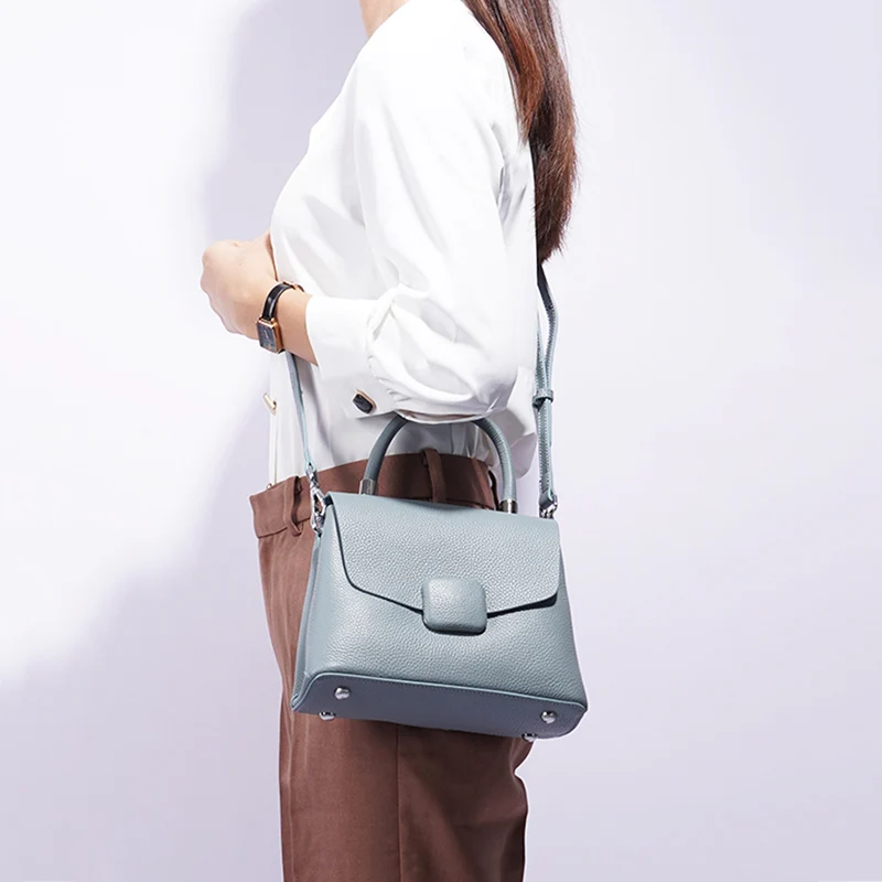 Fashion Female Genuine Leather Messenger Bags Solid Color Lady Commute Handbag Casual Women Square Single Shoulder Bag New 2023