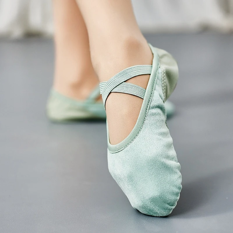 Female Adult Soft-soled Suede Splicing Ballerina Shoe Breathable Foot-wrapped Light Cat Claw Feet Ballet Dance Shoes