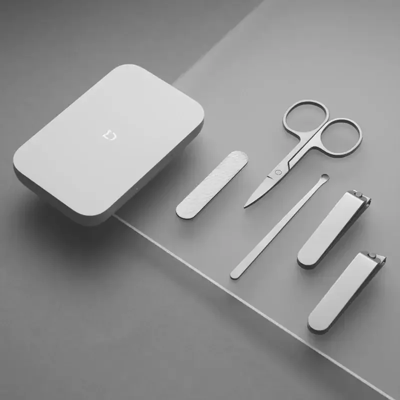 

5 in 1 Nail Clippers Tool Set Pedicure Care Clipper Earpick Nail File Professional Beauty Tools Nail Cutter Trimmer