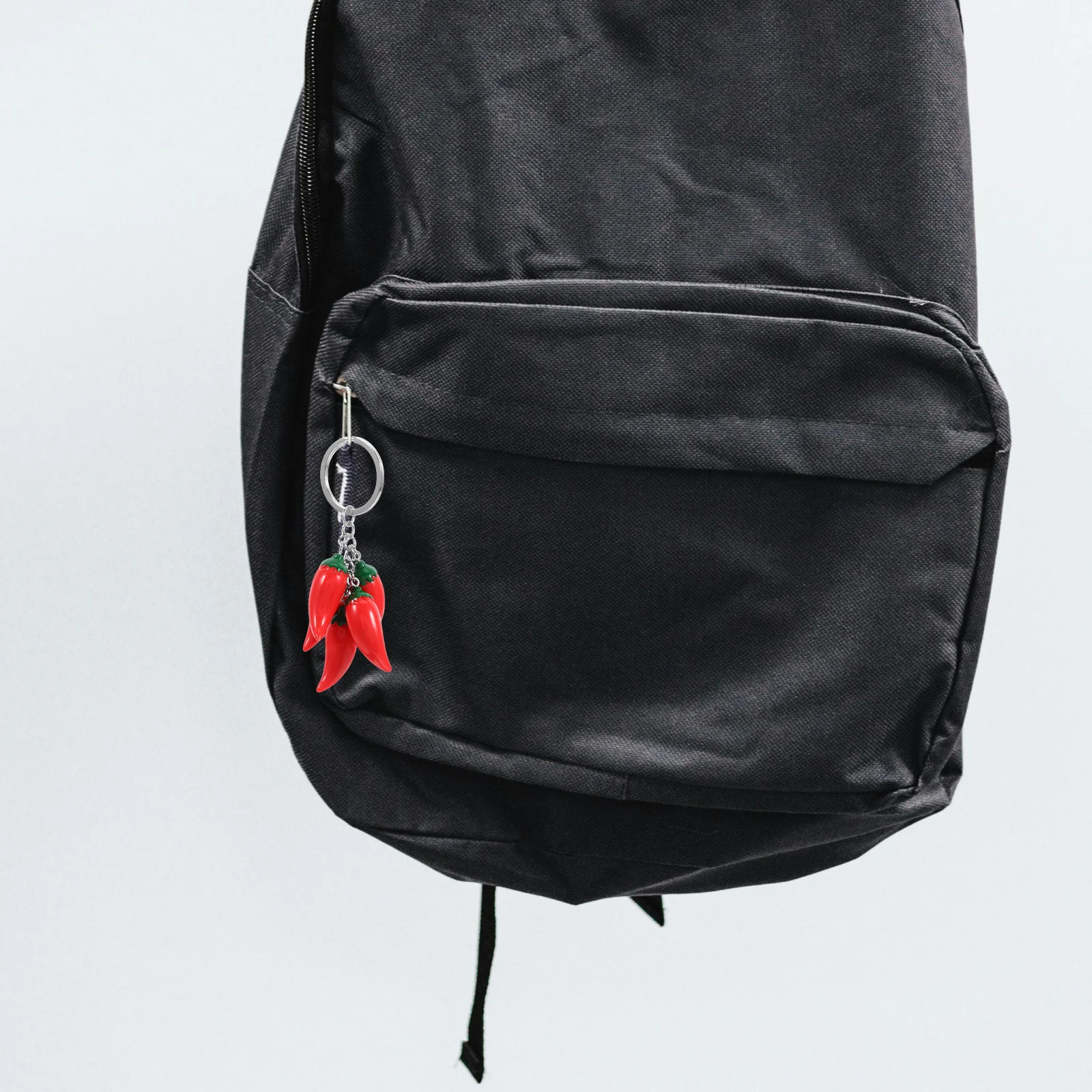 

2pcs Chili Pepper Keychains Cute Backpack Accessories Alloy Simulation Charms Bag Hanging Pendant Party Favor Decorative