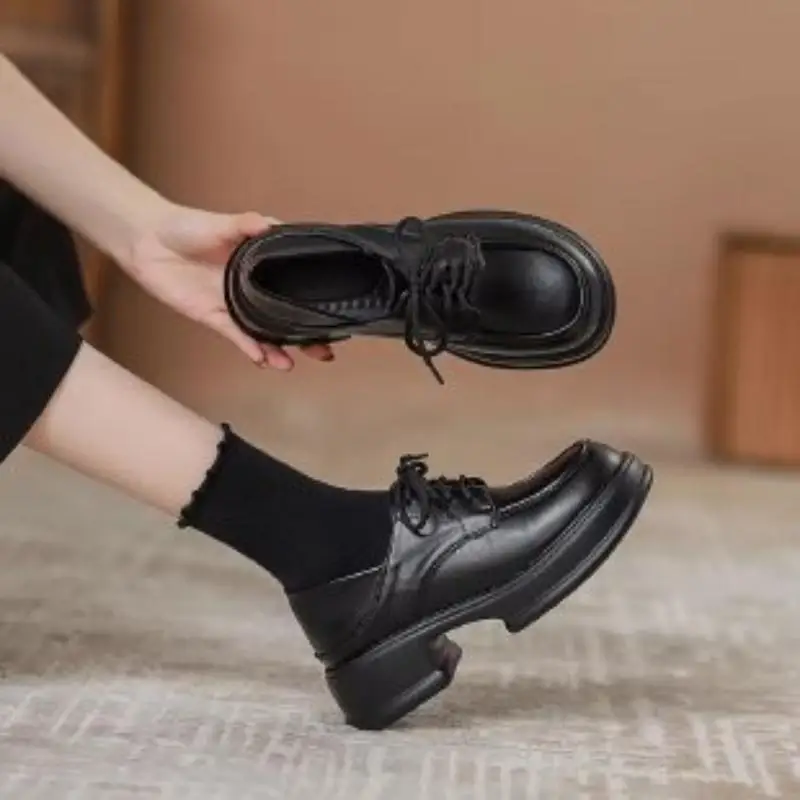 

2026 Autumn Winter New British Style JK Women Loafers Platform Lace Up Thick Sole Versatile