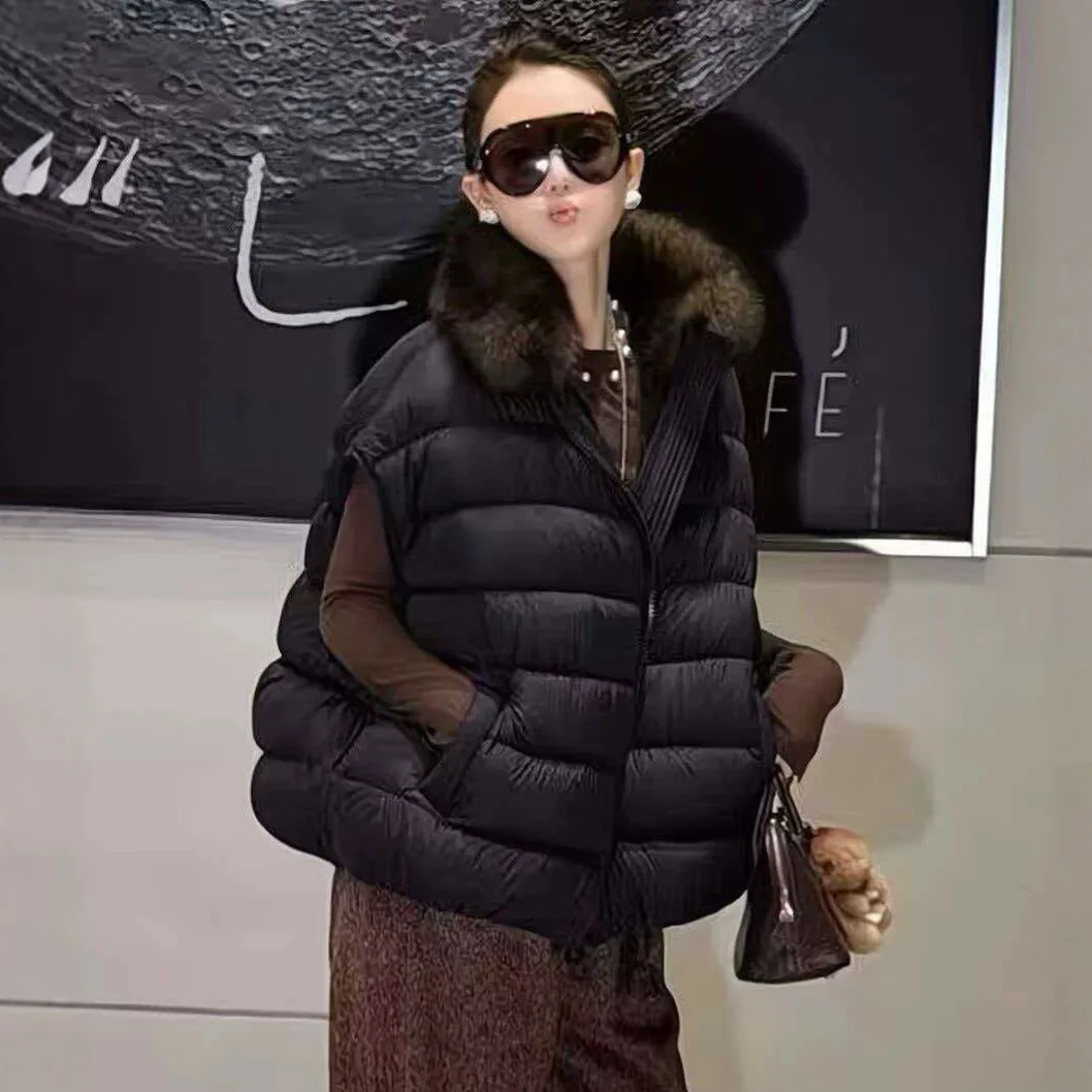 European Station Fur Collar White Duck Down Short Down Vest Women's 2026 New Vest