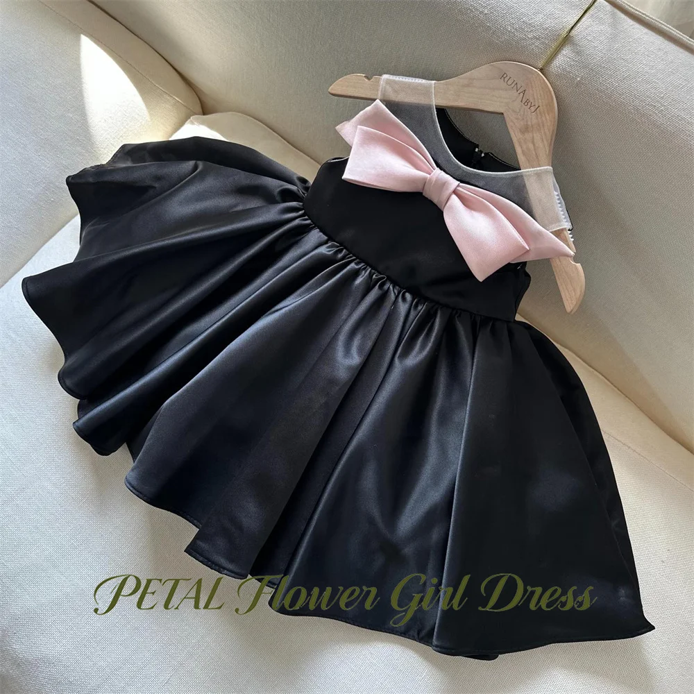 Petal Black With Pink Bow Kids Birthday Party Dress Round Neck Pageant Dress for Girl Sleeveless First Communion Gown Customized