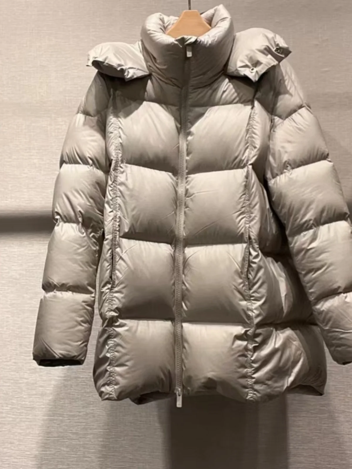 

MM2025 Winter New 90 Du down Puff Coat Women's Jaet Versatile Long Sve Hooded Regular Length Commute Sle down Jaet