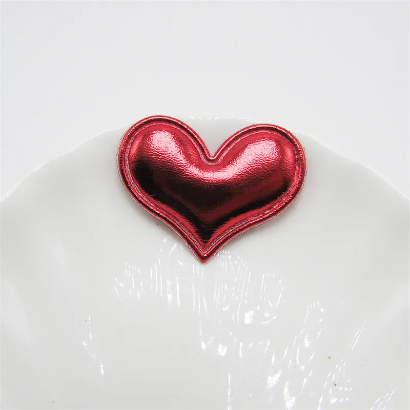 100 Stück 3,5*3CM PU-Herz-Applikationen zum Aufnähen für Kleidung, Hüte, Nähzubehör, DIY-Kopfbedeckungen, Schleifendekoration, Aufnäher – Detail 3