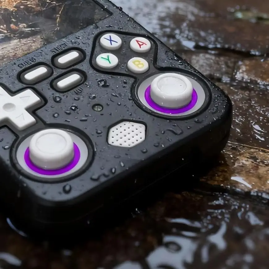 

13.5*8.8*3.2cm Silicone Cover for R36 Ultra Retro Handheld Game Console,Back Protective Case for R36 Ultra Protector Accessories