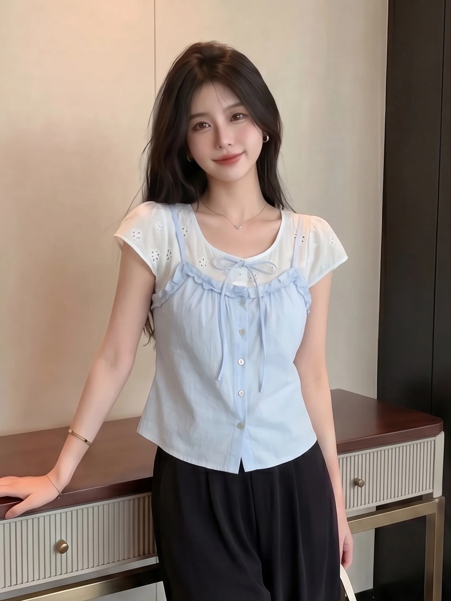 

Blue Embroidered Short Sleeve Shirt Women's Summer New Unique Beautiful Doll Collar Top Fashionable Versatile Style Fly Sleeve