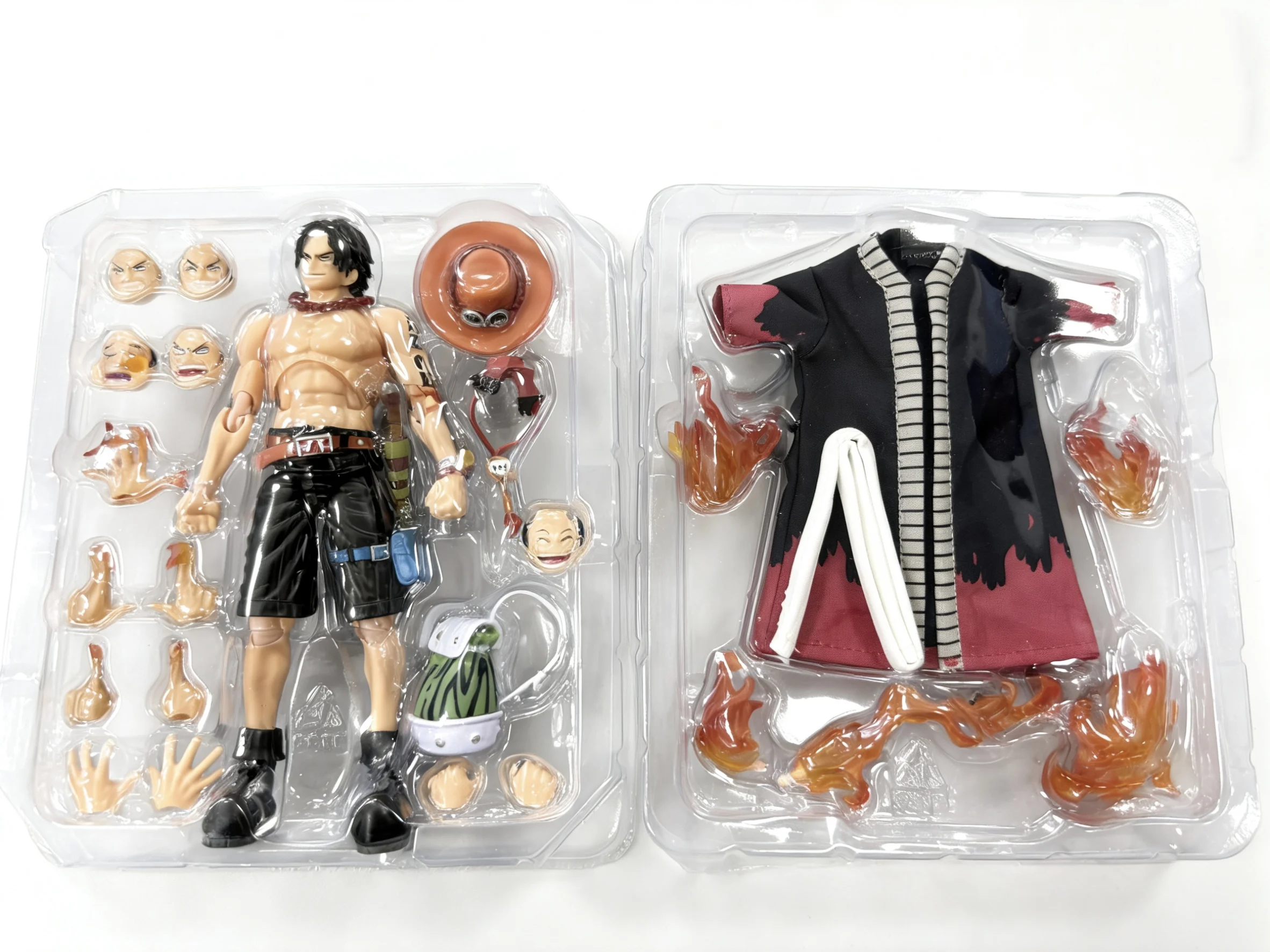 

Фигурка Bandai SHF One Piece: Эйс (Огненный Кулак) — коллекционная модель, игрушка, украшение, подарок на день рождения