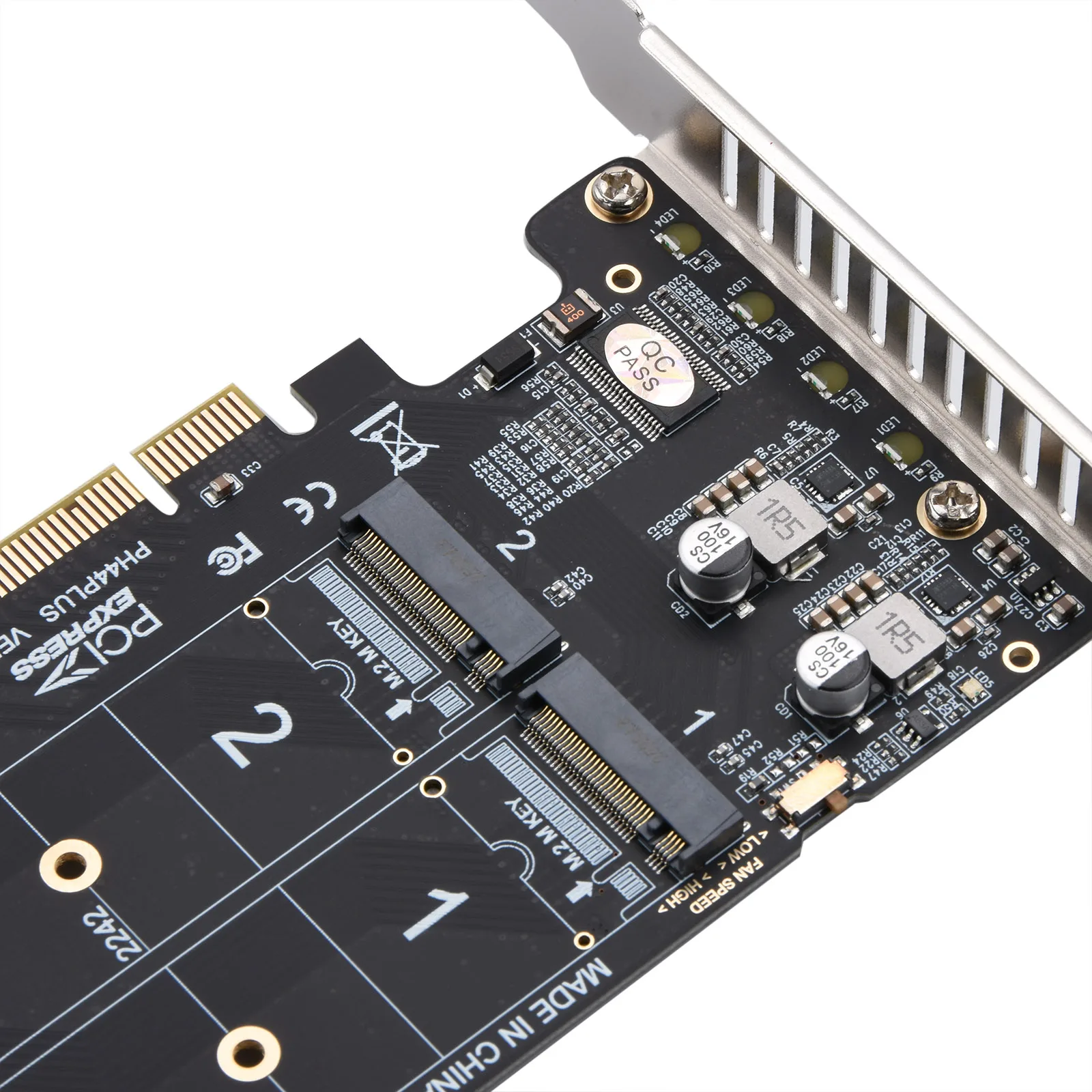 M.2 NVMe SSD 22110 Expansion Card NVMe PCIe RAID Adapter 4 Port NVME M KEY SSD To PCI-E 4.0 X16 Converter Card with Fans