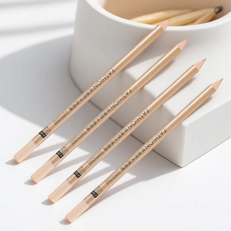 4 個のコンシーラーペンメイクアップ用品そばかす跡くま DIY 顔魅力的なギフト女性友人メイクアップ用コンシーラー