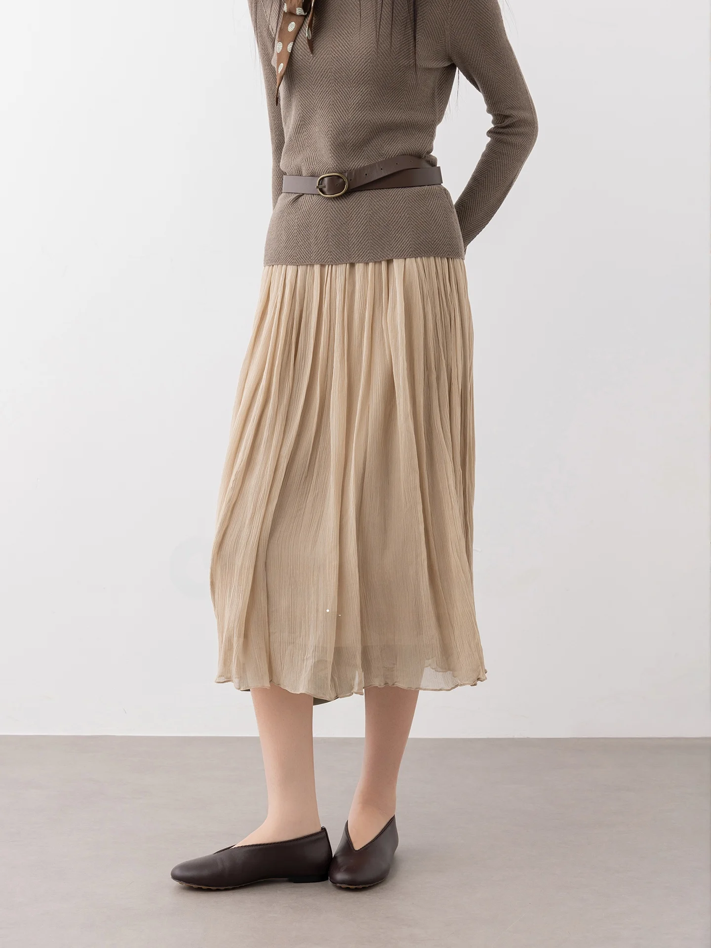 

Весна 2026: Новая женская юбка А-силуэта из дышащего шелка, приятная к коже, ZONE Simple Sle Ci, для повседневной носки