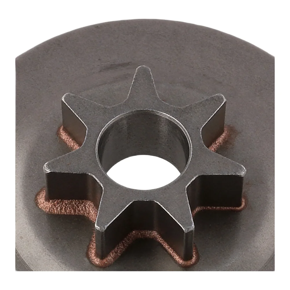 325 7 Tooth Clutch Drum Assembly Kit Compatible with For Poulan & For Craftsman Chainsaws Construction for Reliability