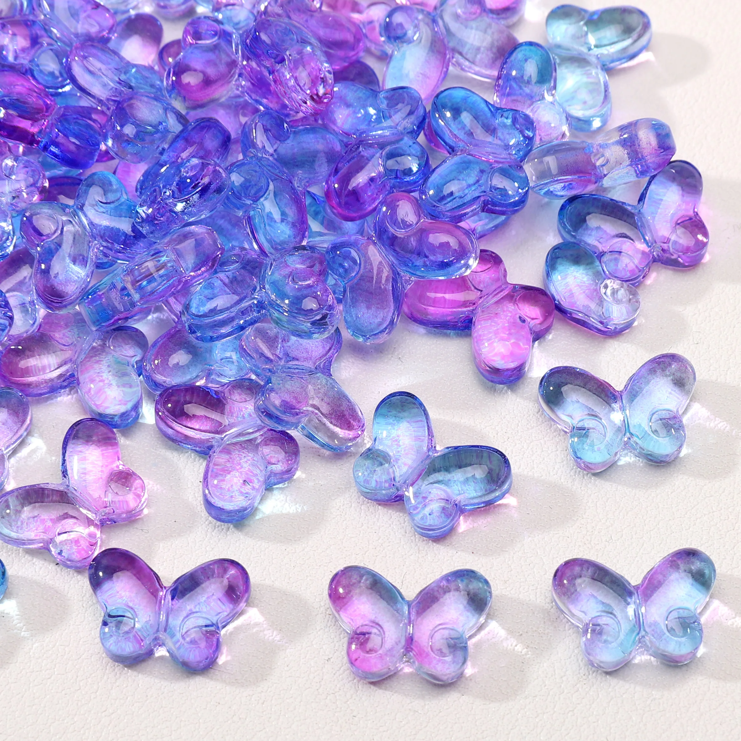 10 Stück/Lot 14x10mm Niedliche Bunte Schmetterlingsförmige Glasperlen Lose Abstandhalterperlen für DIY-Herstellung von Halsketten und Armbändern – Detail 3