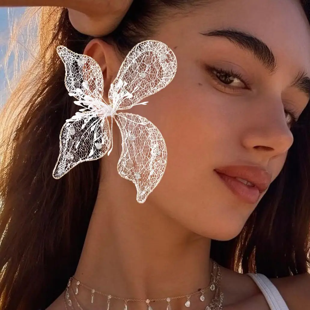 Luxury Exaggerated Hand Woven Butterfly Lace Rhinestone Large Flower Earrings Fashionable High End Bohemian Floral Earrings