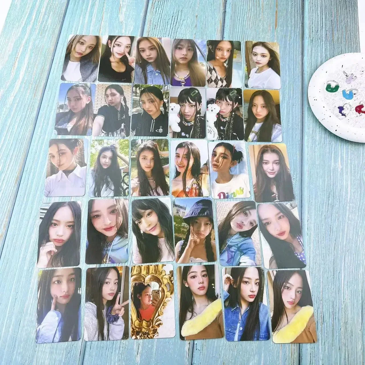 Kpop Idol NWJNS Bunnies 1st Ep Bluebook Albums Ver. Pob Photocards