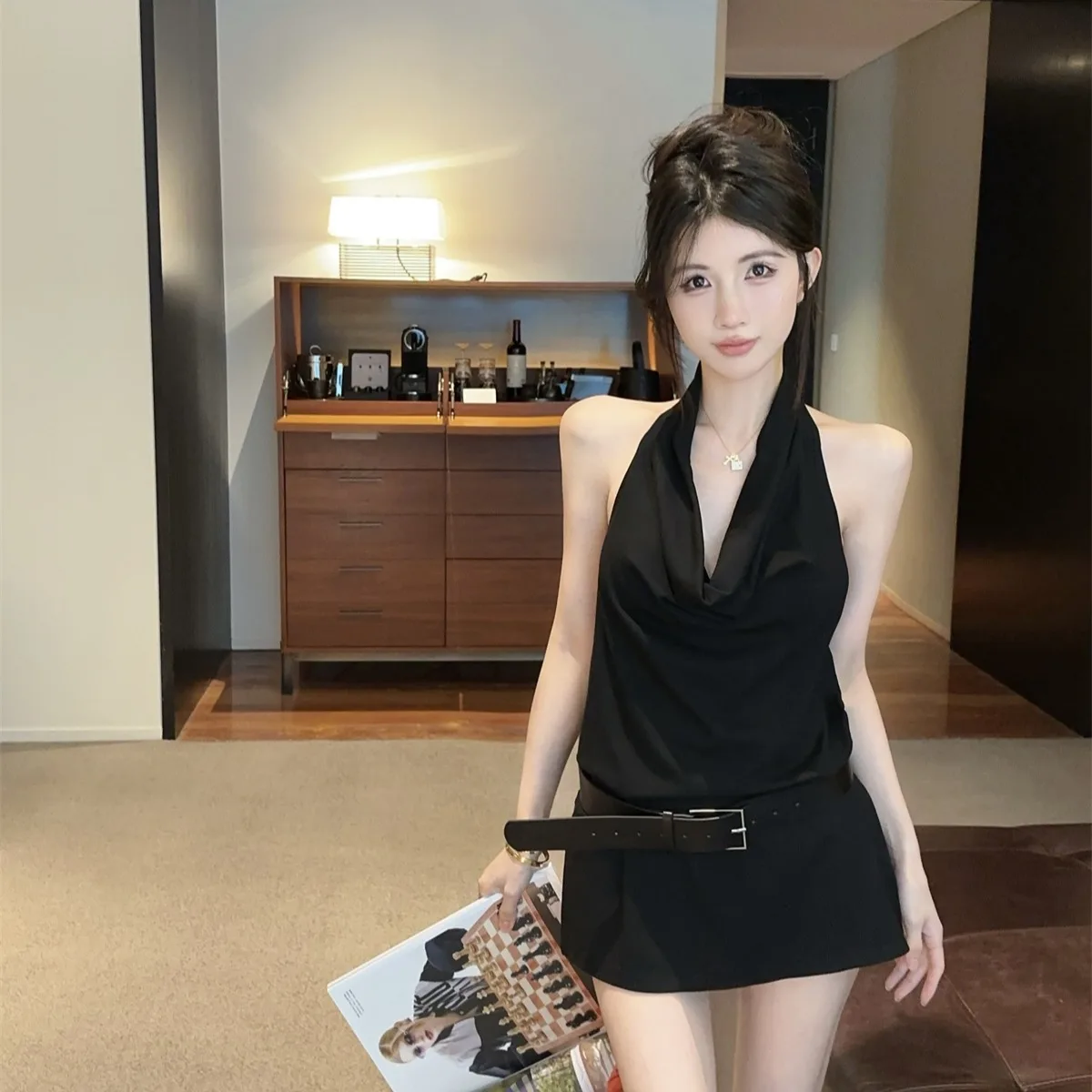 

Sexy Backless Sleeveless V-Neck Waist Belt Design Top Shorts Women's Summer New Fashion Set Short Sleeve Long Pants Casual