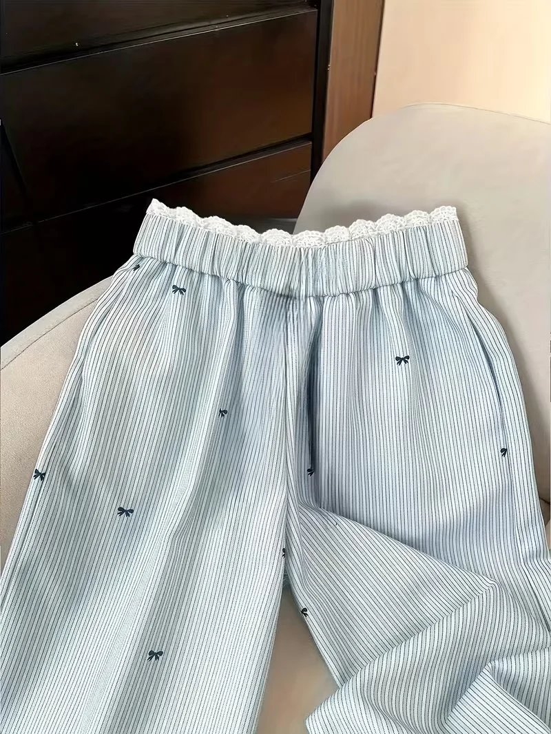 Damesbroek met wijde pijpen, strikaccent en gestreept - Kanten lambrisering, loszittende lange broek,