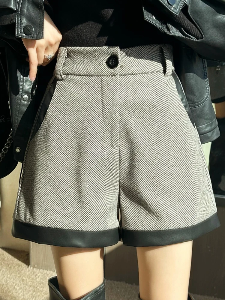PU Patchwork Shorts High Waist Women Korean Fashion Short Pants Female 2025 New Wide Leg Striped Shorts Loose Casual Shorts