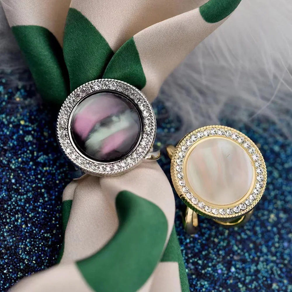 

Clothes Corner Knot Button CZ Circle Ring For Women Shirt Hem T-shirt Scarf Buckle Zircon Clothing Decoration Accessories Gift