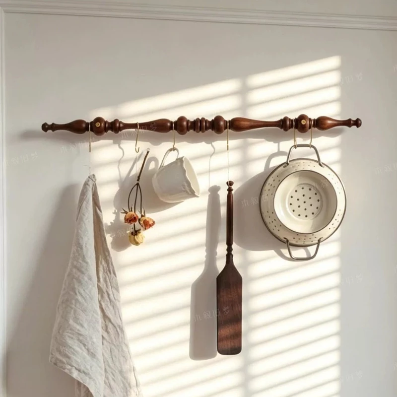 Mid-century Wooden Wall Mounted Rail Retro Decor Storage Holders Homestay Hotel Hanger Vintage Wall Rack for Bedroom Home