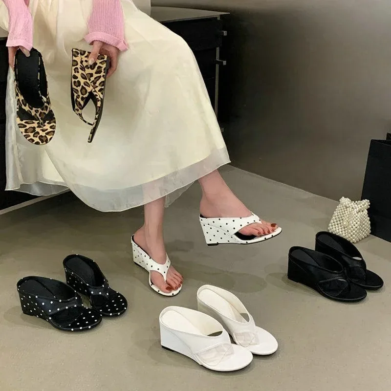 Fashion Polka Dot Slides Slippers Clip Toe Wedges High Heel Sandals Women 2026 Summer Shoes Niche Pumps For Party Shoes Footwear