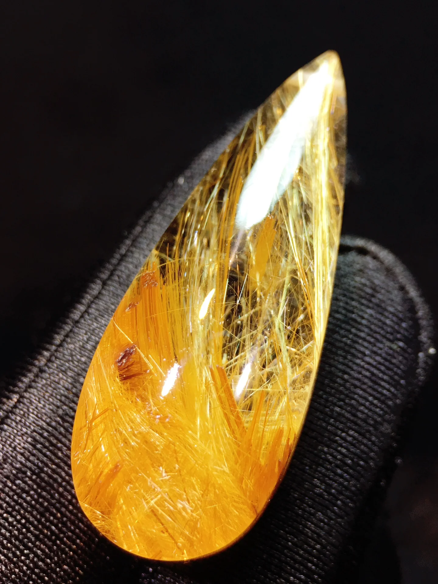 

Natural Gold Rutilated Quartz Pendant Leaf Rutilated Quartz Jewelry 43*17*12mm Men Women Brazil AAAAAAA