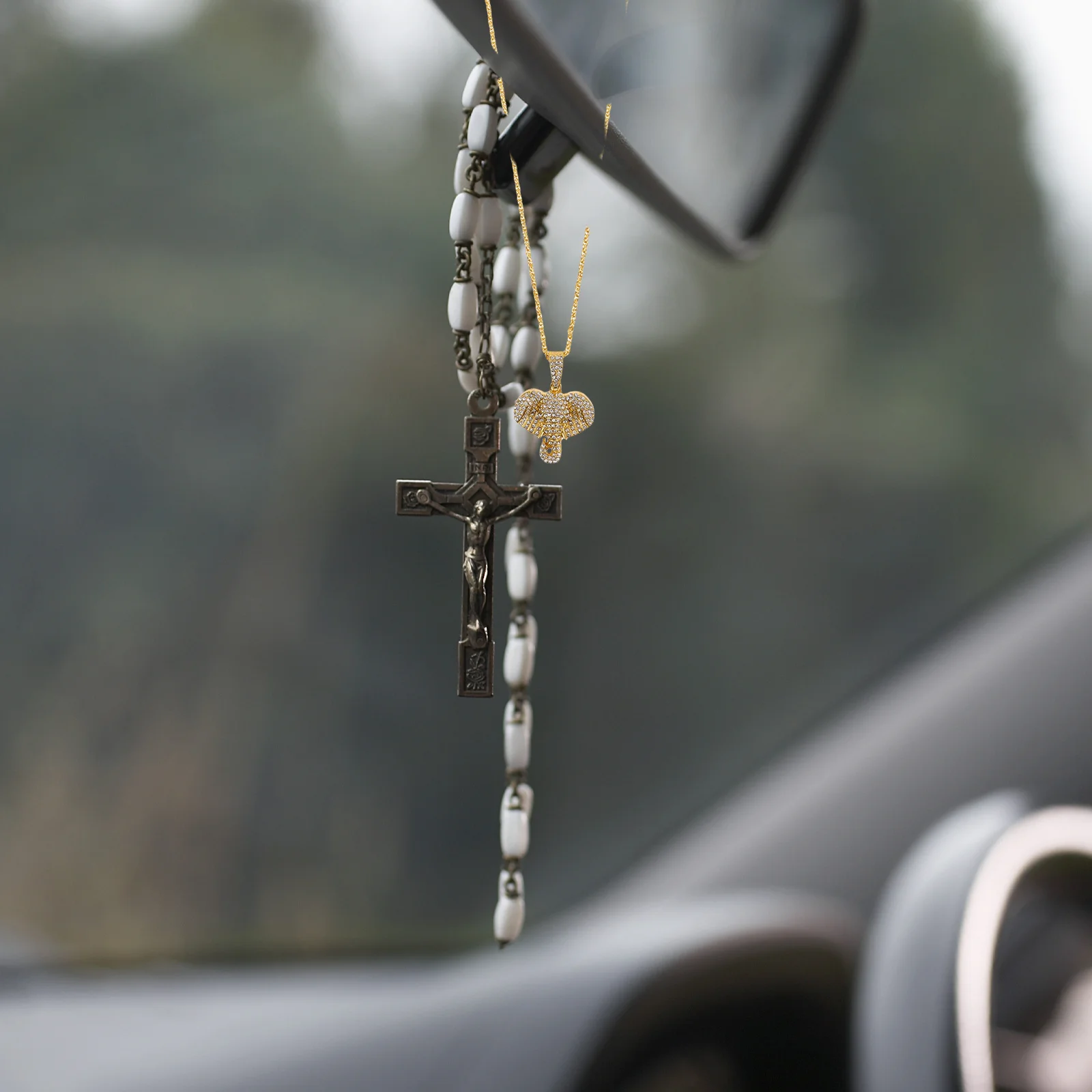 

Rhinestone Elephant Mirror Hanging Charm Sparkling Rearview Mirror Decor Bling Car Accessories For Women Car Interior