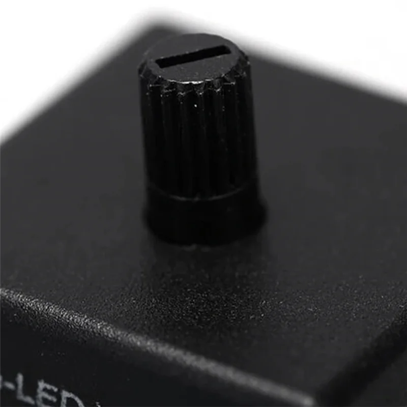 Afbeelding 6: Prominente 1 Stuk Universele 12 V 3 Pin CF14 Motorfiets LED Flasher Blinker Relais Zwart Plastic Motorfiets Schakelaar