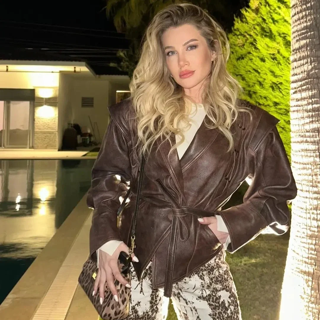 Fmxires الخريف والشتاء فو سترات من الجلد للنساء 2025 انخفض الكتف المتضخم سترة معطف مربوط مشد سترة