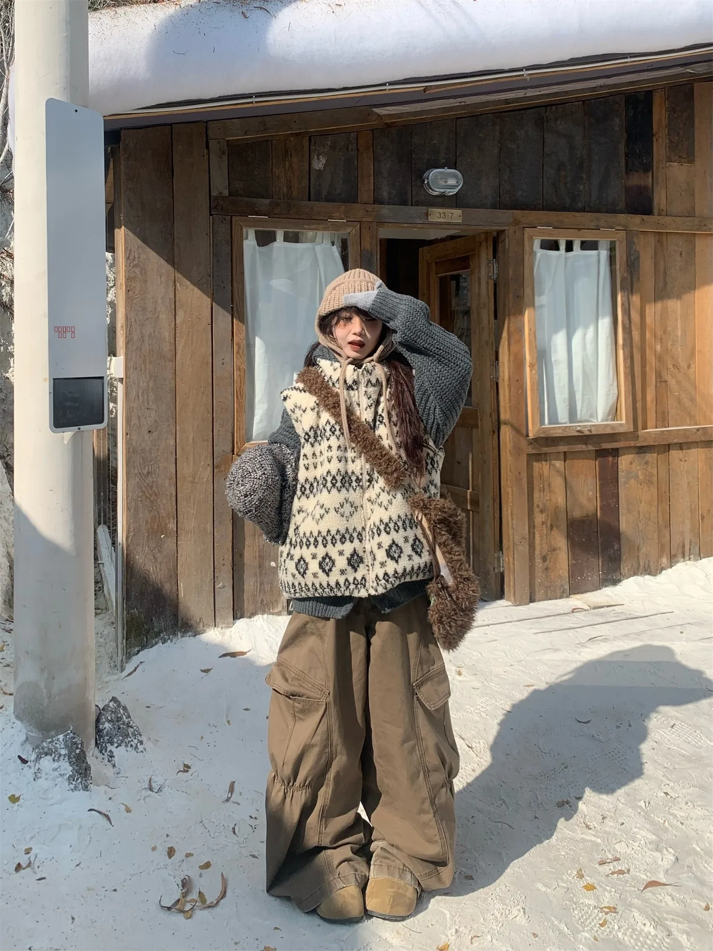 

Retro Lamb Velvet Print Cotton Jaet Women's Winter Warm Outerwear Stand Collar Thiened Long Sve Zipper Closure