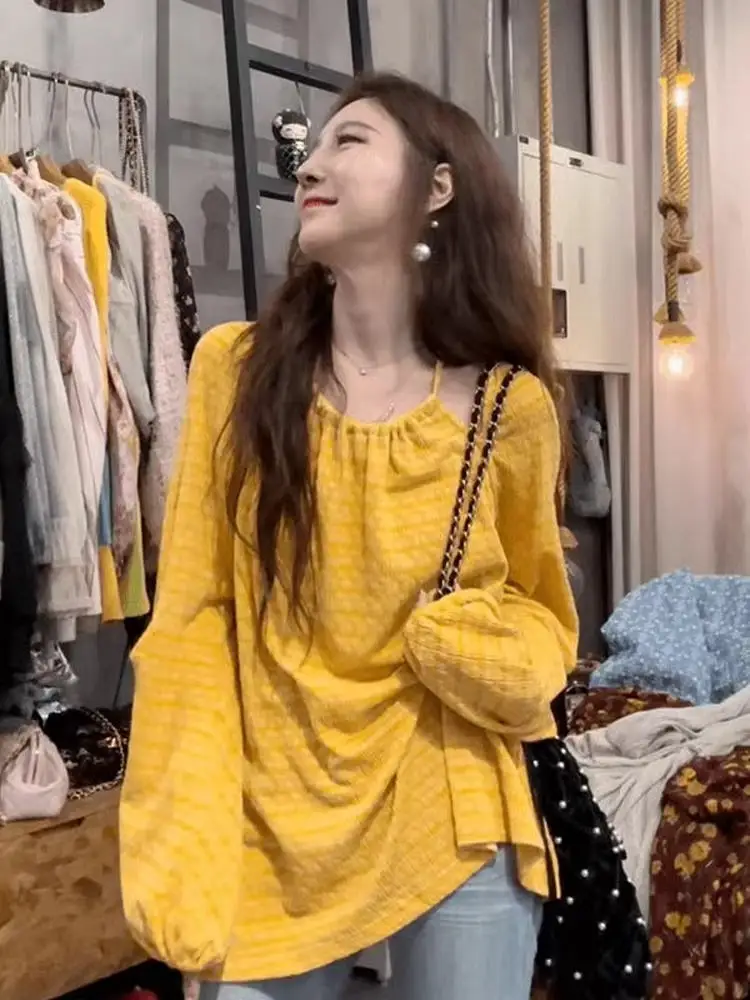 

Желтая текстурированная женская рубашка с открытыми плечами и длинными рукавами, летний дизайн, уникальный привлекательный топ в корейском стиле, свободный крой, полиэстер...