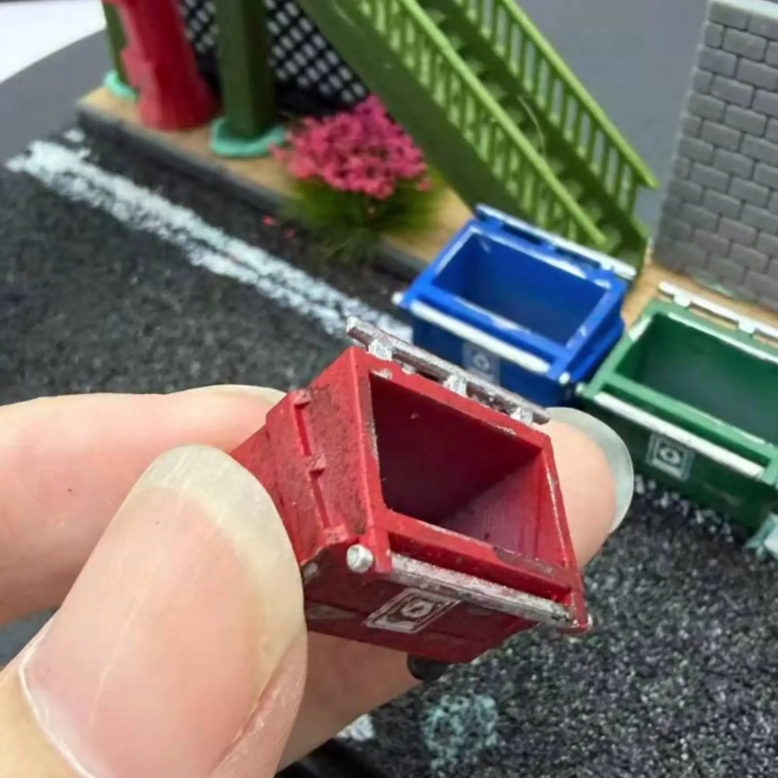 Miniature Trash Bin 1:64 Scale Miniature Bin with Wheels Open-Top Model Garbage Can for Hobbyists, Collectors, Street Display,