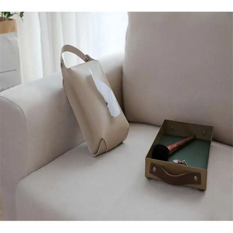 Car Headrest Tissue Holder Leather Paper Towel Storage Bag Family Trip Organizer Decor Vehicle Decoration Tissue Case