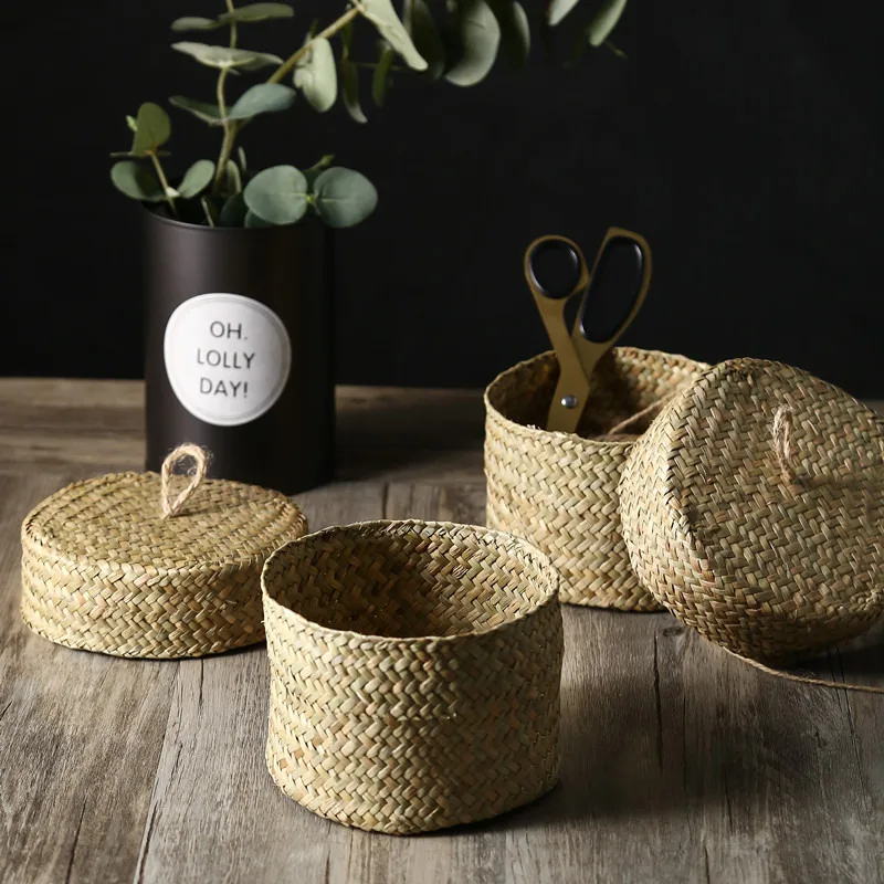 Caixa de armazenamento de vime artesanal, cesta redonda para guarda-roupa e flores de vime