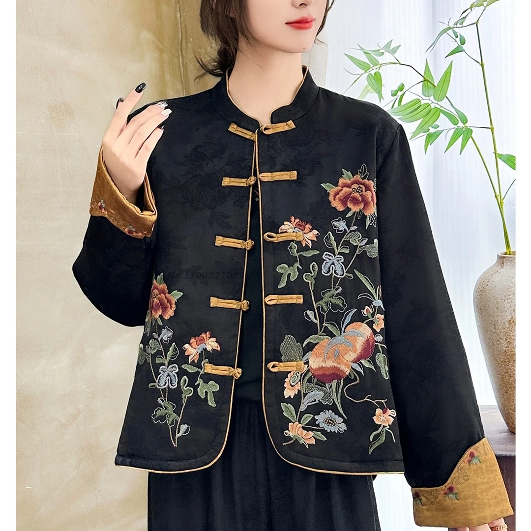 

Китайское винтажное пальто 2025 года, топы ханьфу в стиле ретро, атласная жаккардовая народная куртка с национальной цветочной вышивкой, традиционное пальто с хлопковой подкладкой