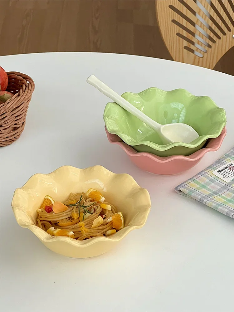 Simple Relief Dessert Bowl Solid Colour Ceramic Flower-shaped Yoghurt Breakfast Bowl Household Rice Bowl Tableware