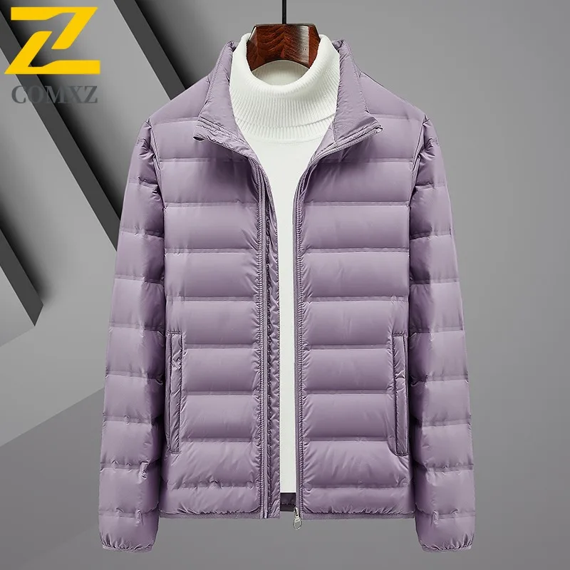 

COMXZ уличный легкий походный пуховик для мужчин, модные повседневные пуховики с капюшоном, однотонная мужская одежда, зимняя теплая 2025