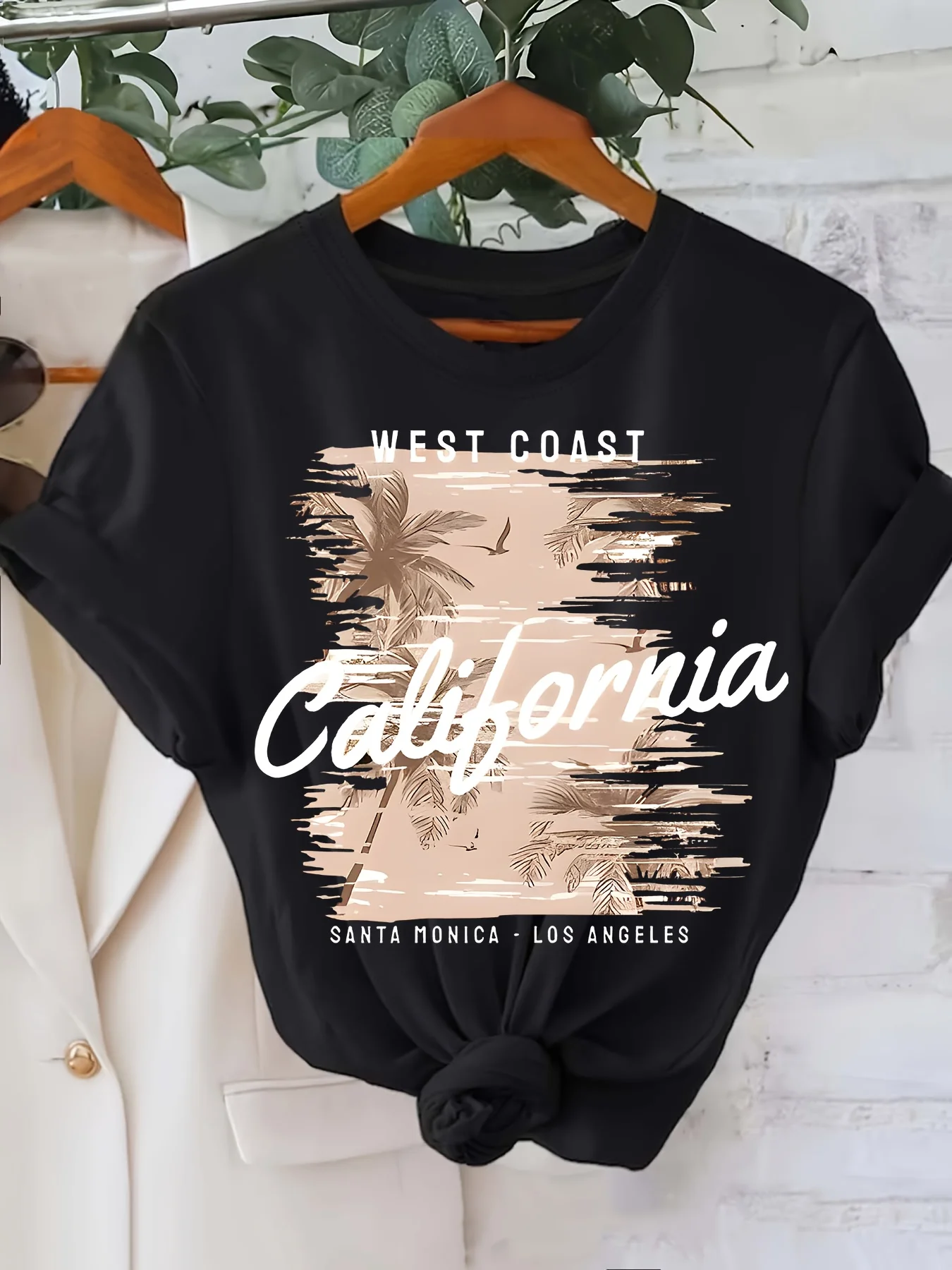 Women's West Coast California Graphic Tee Casual Crew Neck Short Sleeve T-Shirt All-Season Regular Length Top