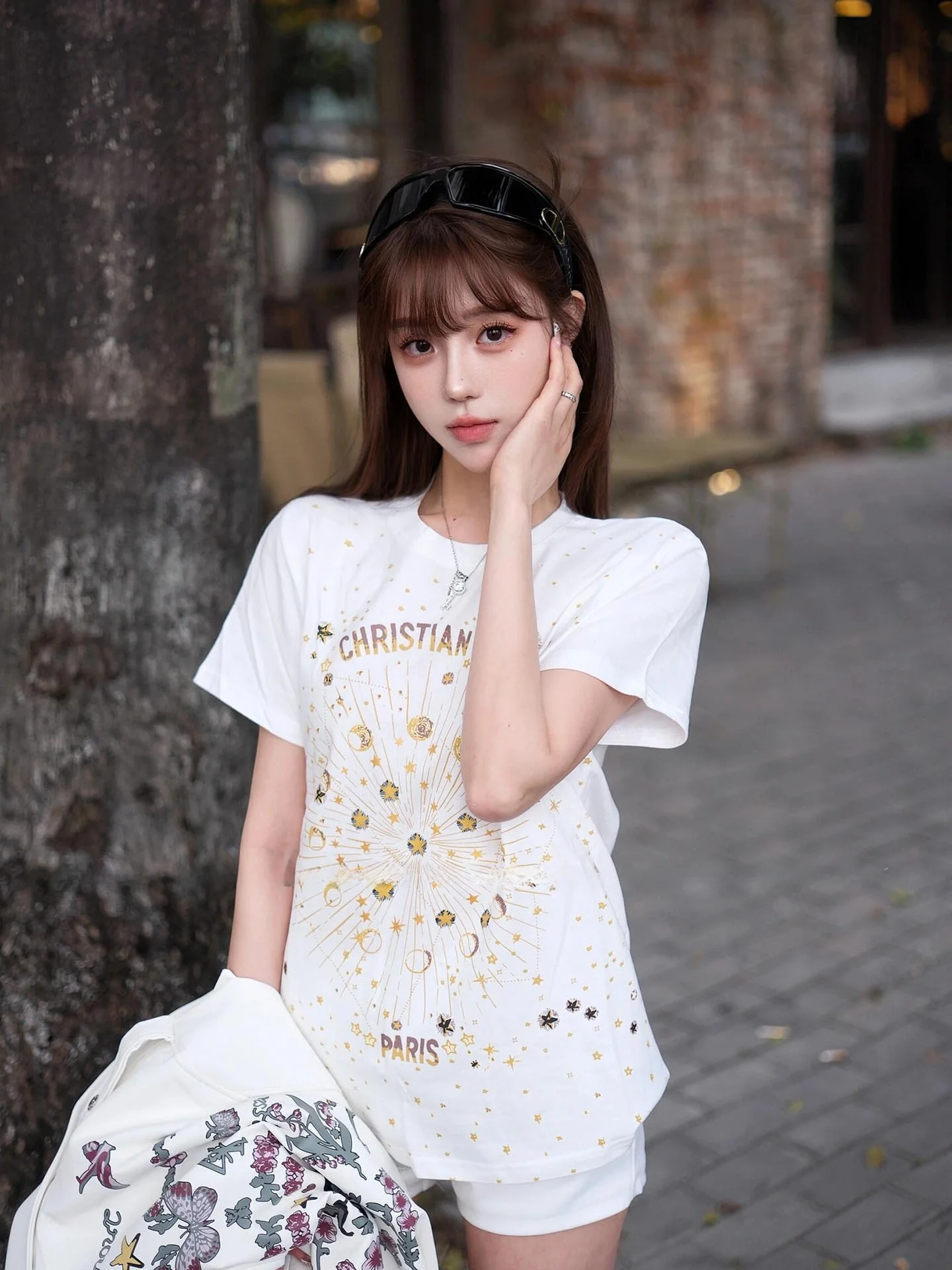 

Heavy Embroidery Short Sleeve T-Shirt Women's Loose Fit Summer Casual Style White Top Shoulder Width Regular Length Body Fit