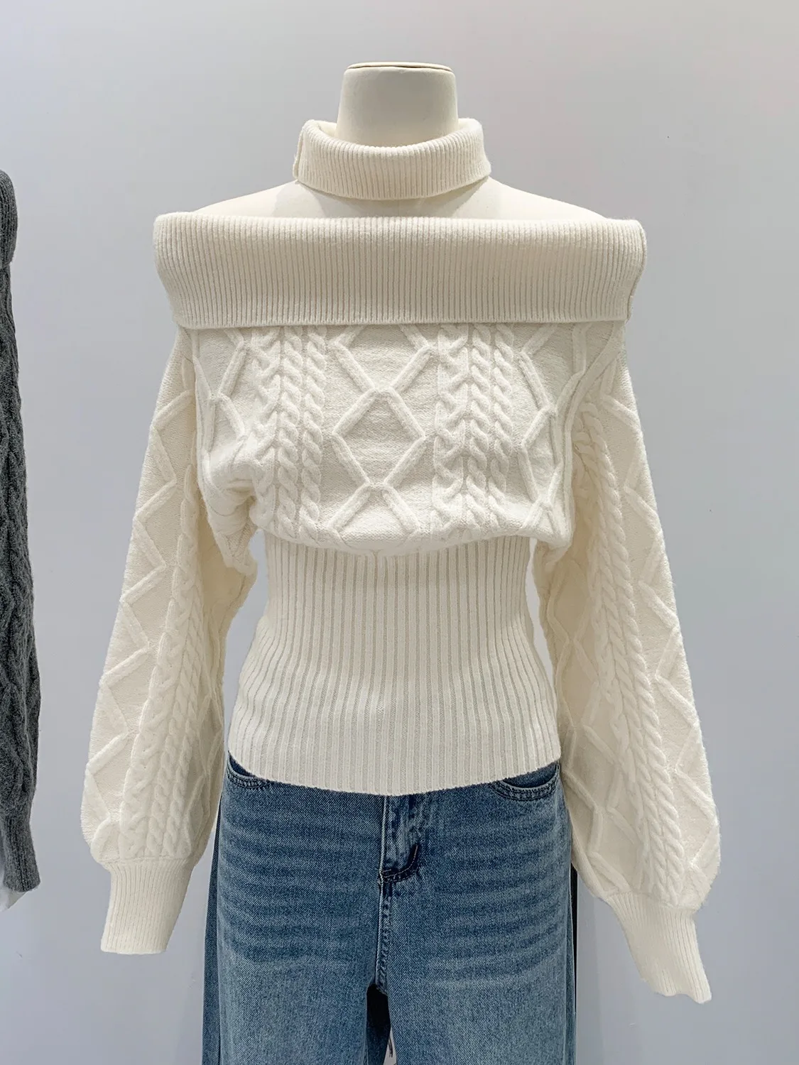 

Корейский модный женский вязаный свитер с узором косы, с открытыми плечами, длинными рукавами, из мягкого акрила, для повседневной носки