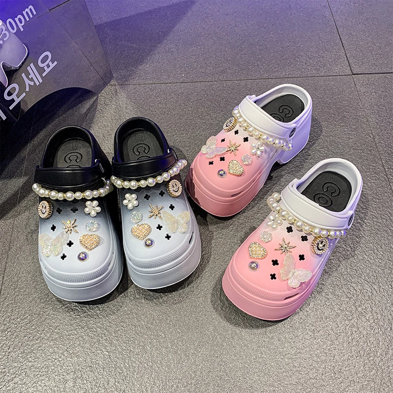 Women Sandals 2023 New Arrival Elegant Fashion Street Beach Slides Height Increasing Slippers for Girls  women sandals