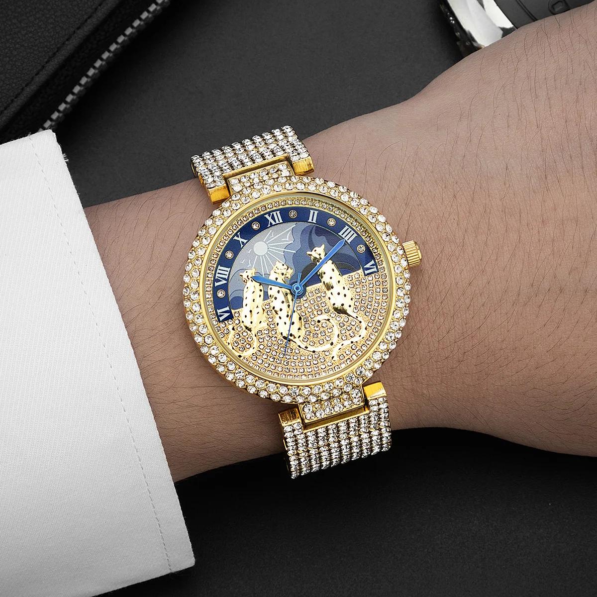 UNIGUET Brand Quartz Watch for Men Hip Hop Diamond Fashion Leopard Pattern Stainless Steel Dial Timepiece Lujo Marcas SSS Supply