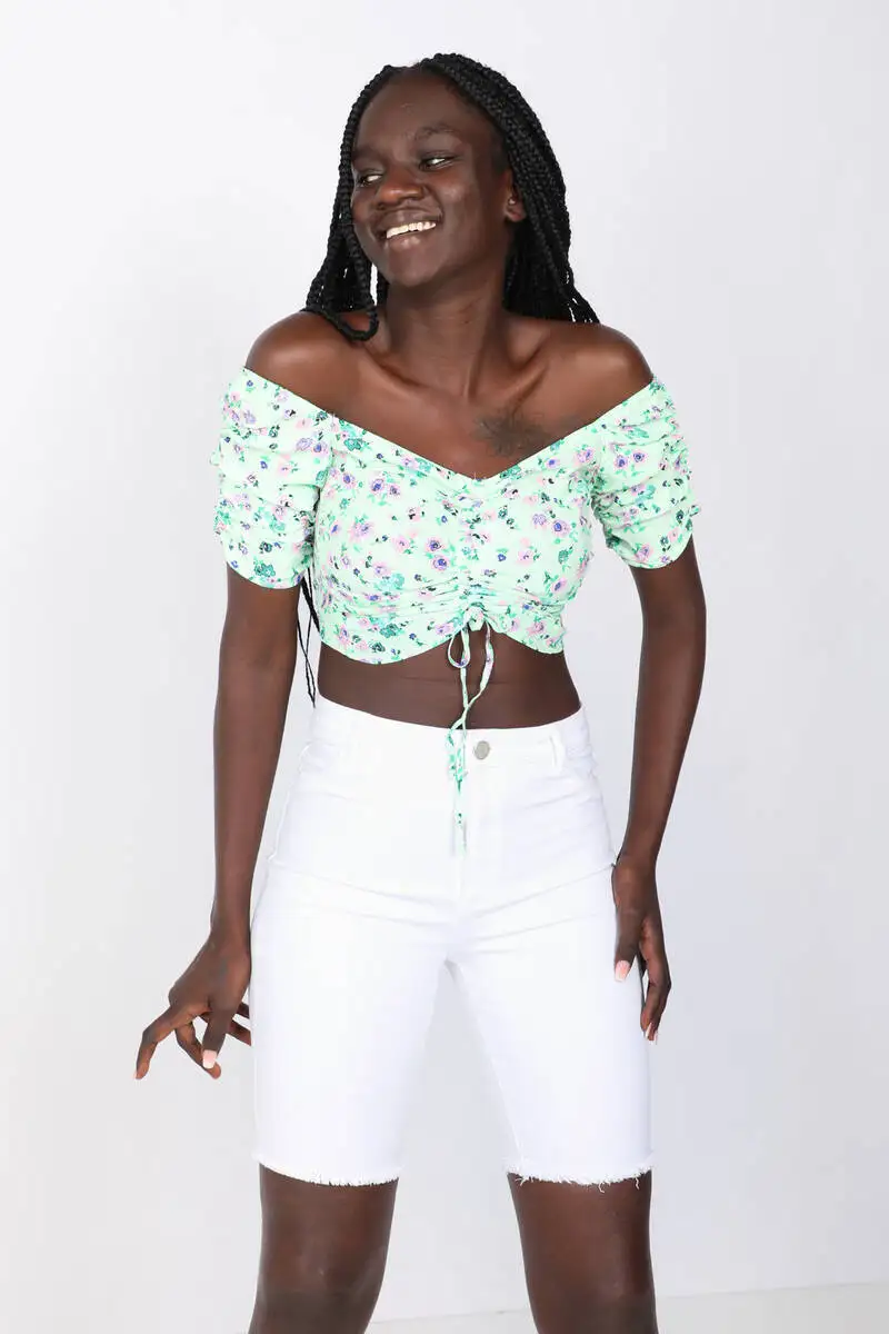 Women's Colorful Floral Back Gipeli Crop Top Blouse