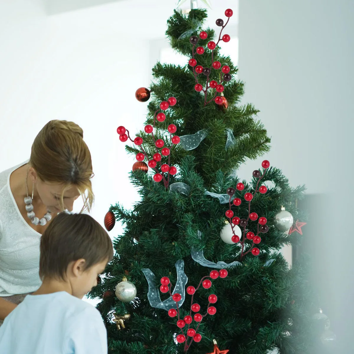 

6pcs Artificial Red Berries Picks Christmas Holly Stem Fake Pine Branches for Wreath Flower Arrangement Party Decor