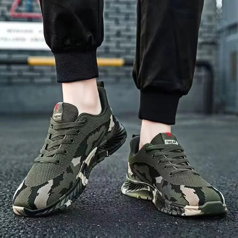 2024 Man Sports Shoes Casual Fashion Men Breathable Mesh Lightweight for Men Camouflage Sneakers Low-top Running Shoes New